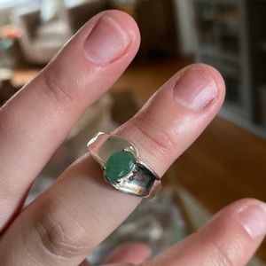 Emerald and sterling silver cocktail ring. Sz. 6